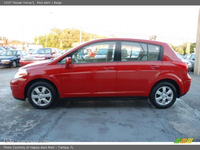 Red Alert / Beige 2007 Nissan Versa S