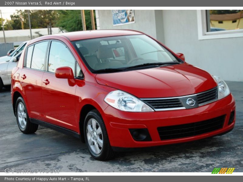 Red Alert / Beige 2007 Nissan Versa S