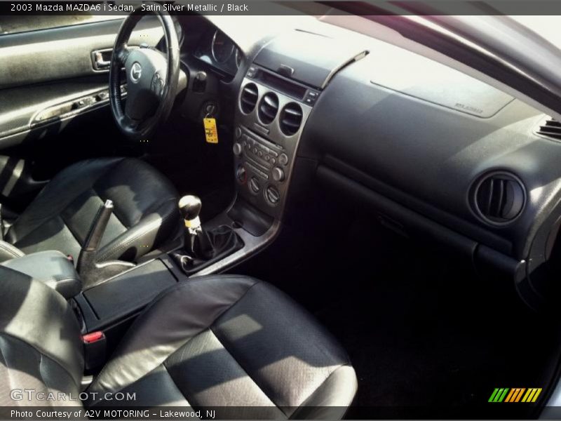 Satin Silver Metallic / Black 2003 Mazda MAZDA6 i Sedan