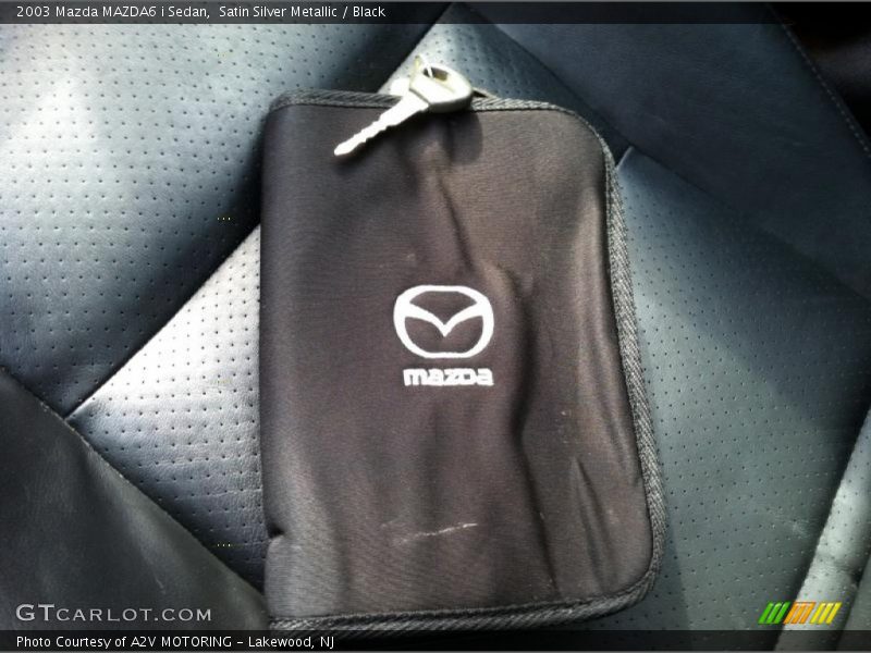 Satin Silver Metallic / Black 2003 Mazda MAZDA6 i Sedan