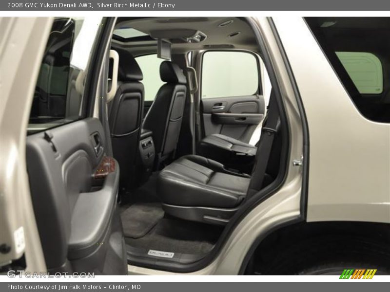 Silver Birch Metallic / Ebony 2008 GMC Yukon Denali AWD