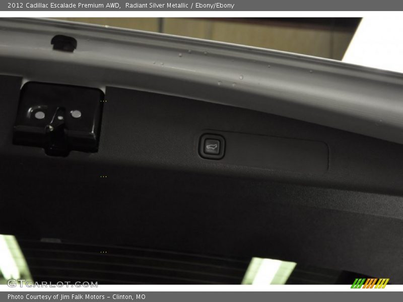 Radiant Silver Metallic / Ebony/Ebony 2012 Cadillac Escalade Premium AWD