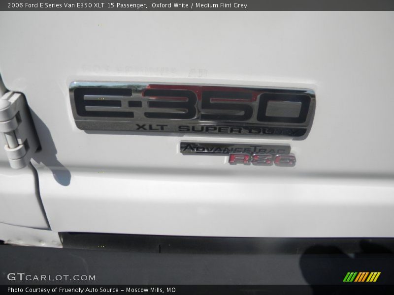 Oxford White / Medium Flint Grey 2006 Ford E Series Van E350 XLT 15 Passenger