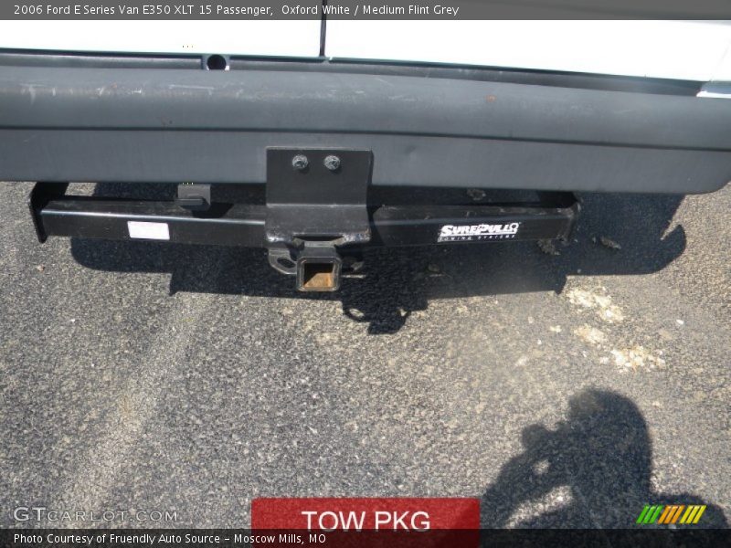 Oxford White / Medium Flint Grey 2006 Ford E Series Van E350 XLT 15 Passenger