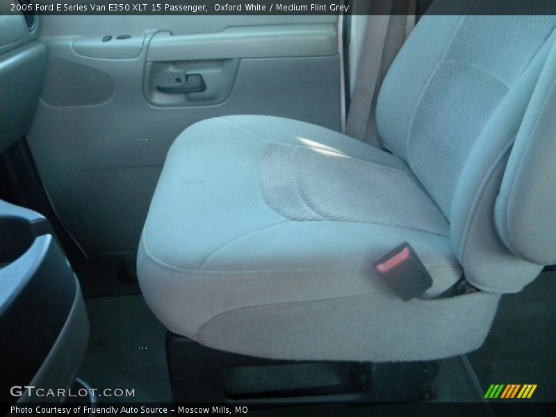 Oxford White / Medium Flint Grey 2006 Ford E Series Van E350 XLT 15 Passenger