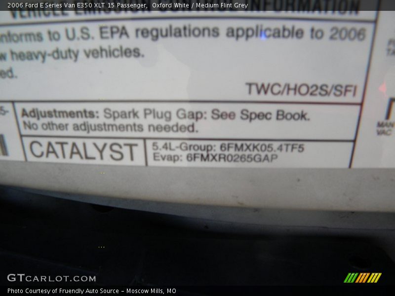 Oxford White / Medium Flint Grey 2006 Ford E Series Van E350 XLT 15 Passenger