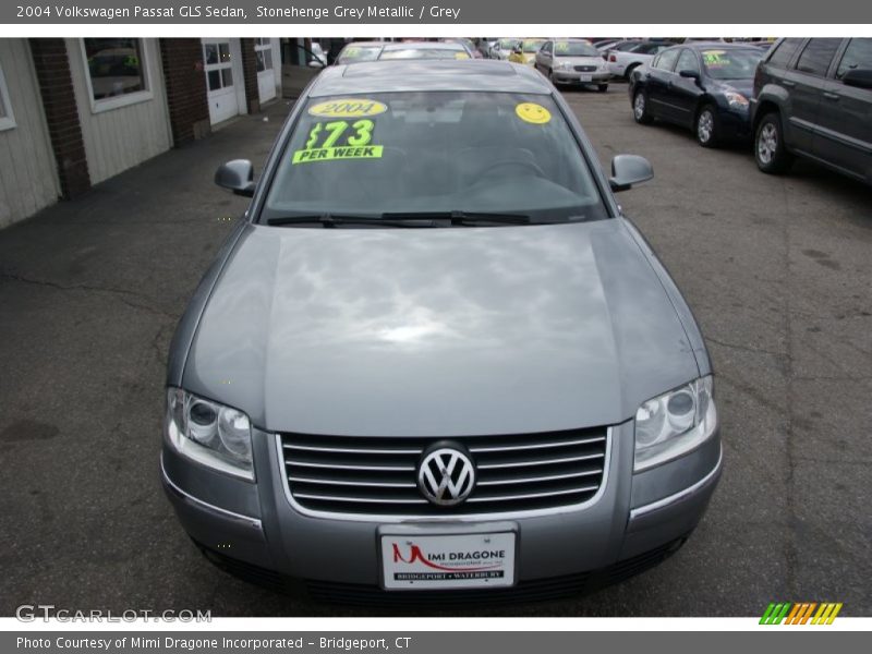 Stonehenge Grey Metallic / Grey 2004 Volkswagen Passat GLS Sedan