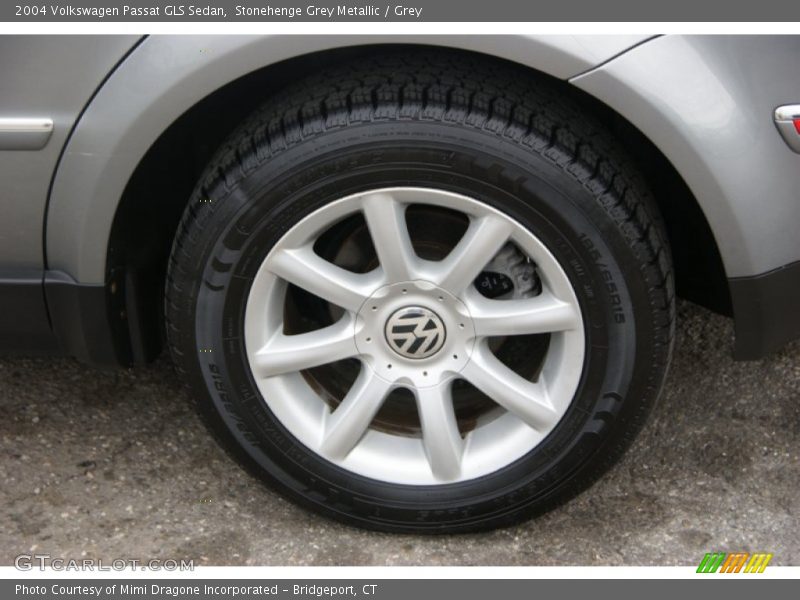 Stonehenge Grey Metallic / Grey 2004 Volkswagen Passat GLS Sedan