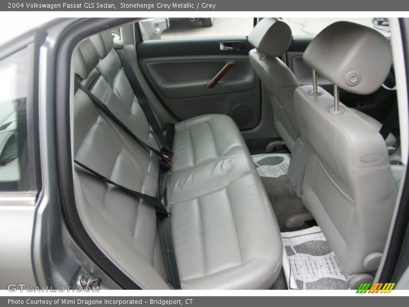  2004 Passat GLS Sedan Grey Interior