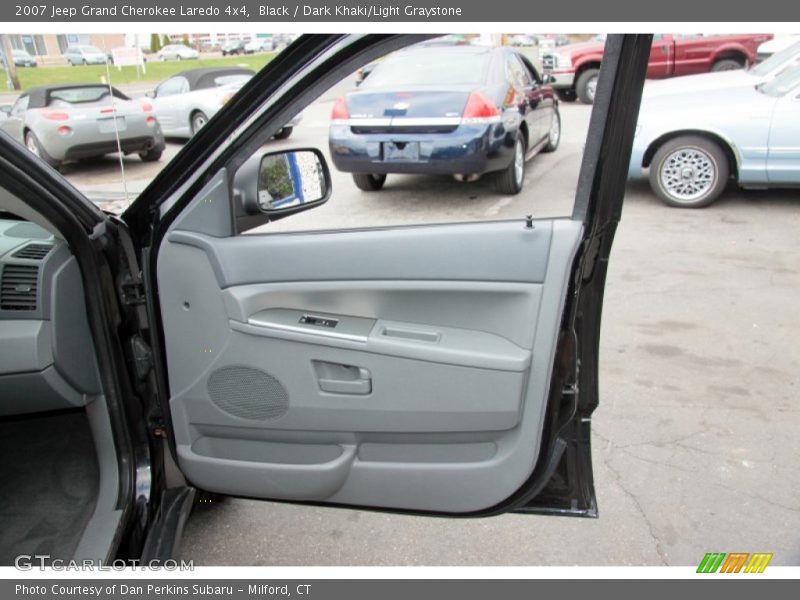 Black / Dark Khaki/Light Graystone 2007 Jeep Grand Cherokee Laredo 4x4