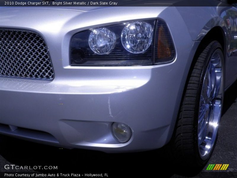 Bright Silver Metallic / Dark Slate Gray 2010 Dodge Charger SXT