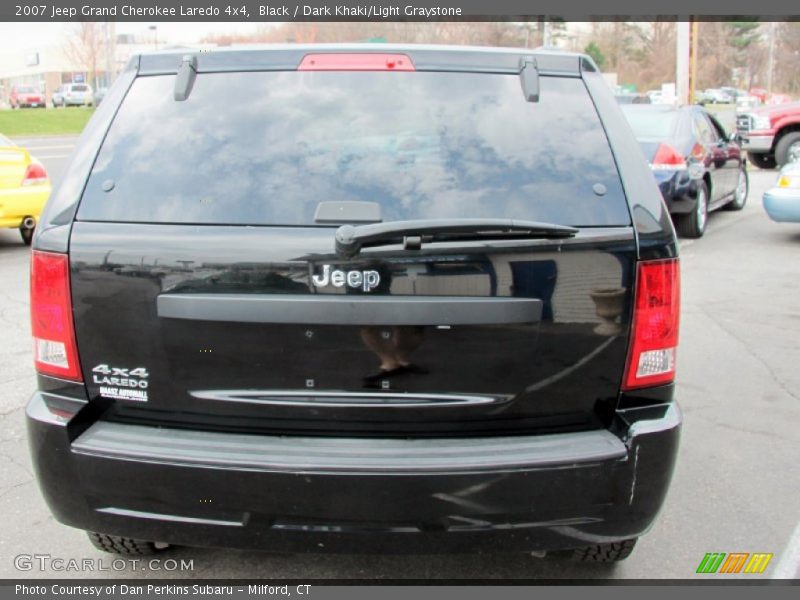 Black / Dark Khaki/Light Graystone 2007 Jeep Grand Cherokee Laredo 4x4