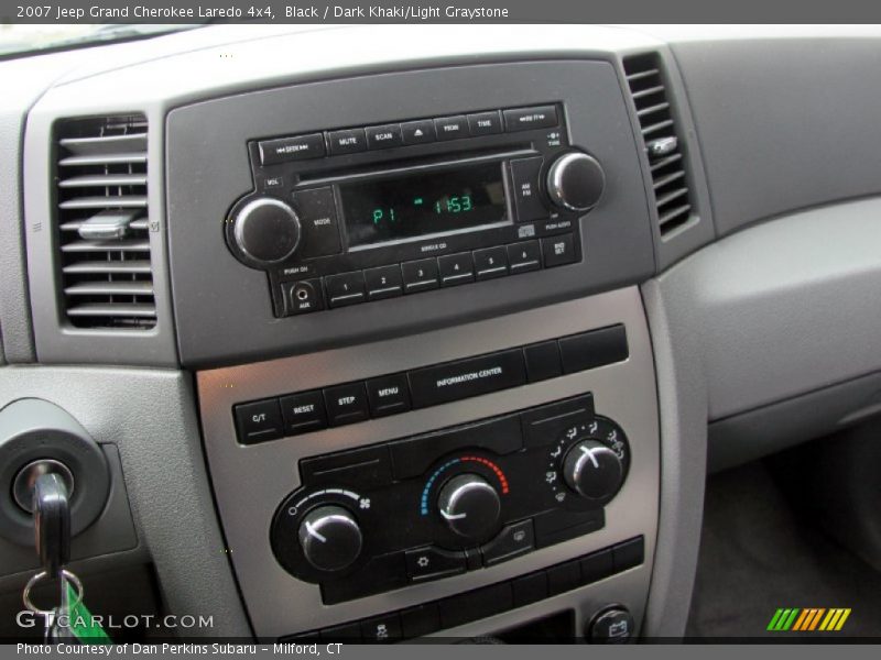 Black / Dark Khaki/Light Graystone 2007 Jeep Grand Cherokee Laredo 4x4