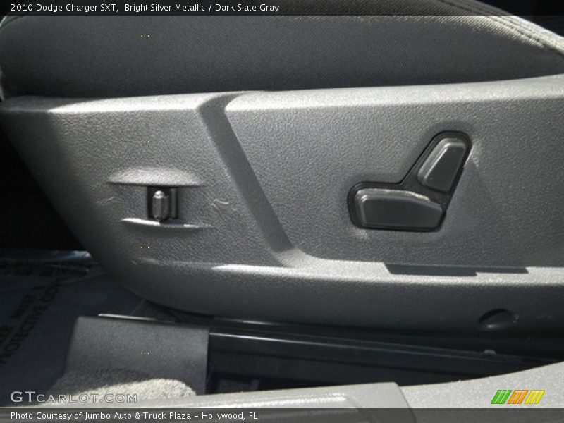 Bright Silver Metallic / Dark Slate Gray 2010 Dodge Charger SXT