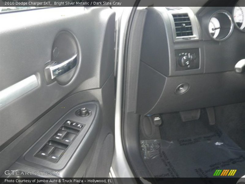 Bright Silver Metallic / Dark Slate Gray 2010 Dodge Charger SXT