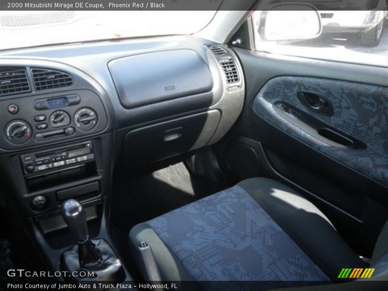  2000 Mirage DE Coupe Black Interior