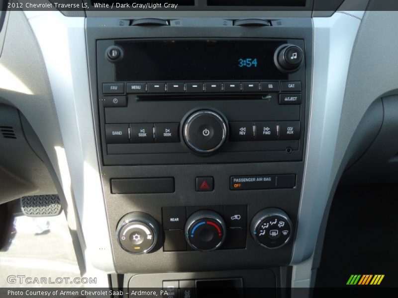 White / Dark Gray/Light Gray 2012 Chevrolet Traverse LS