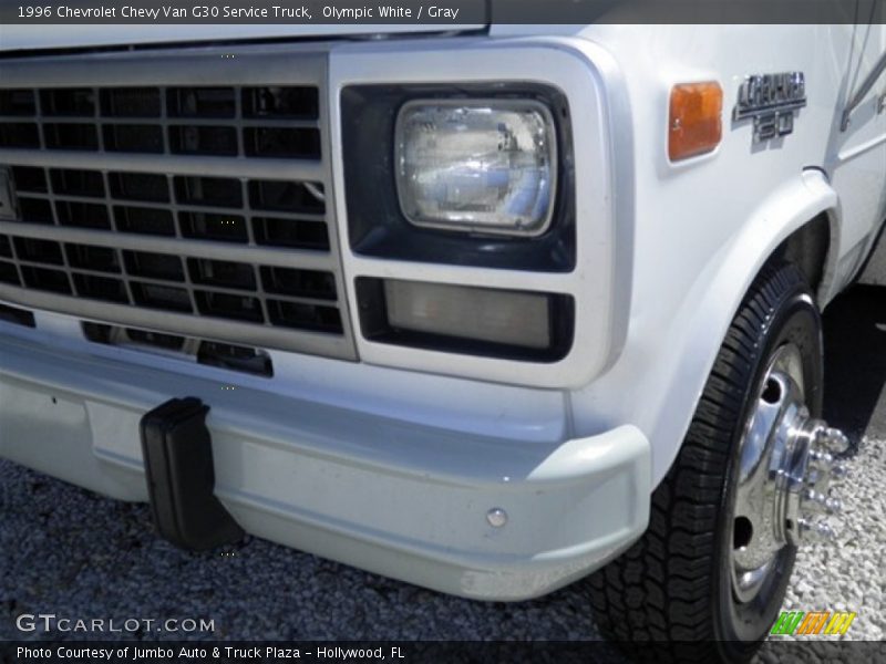 Olympic White / Gray 1996 Chevrolet Chevy Van G30 Service Truck