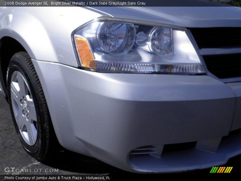 Bright Silver Metallic / Dark Slate Gray/Light Slate Gray 2008 Dodge Avenger SE