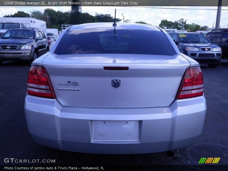 Bright Silver Metallic / Dark Slate Gray/Light Slate Gray 2008 Dodge Avenger SE