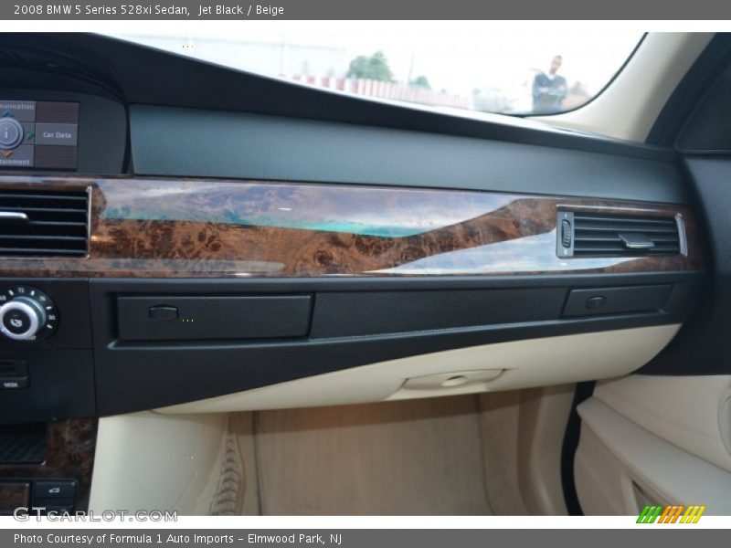 Jet Black / Beige 2008 BMW 5 Series 528xi Sedan