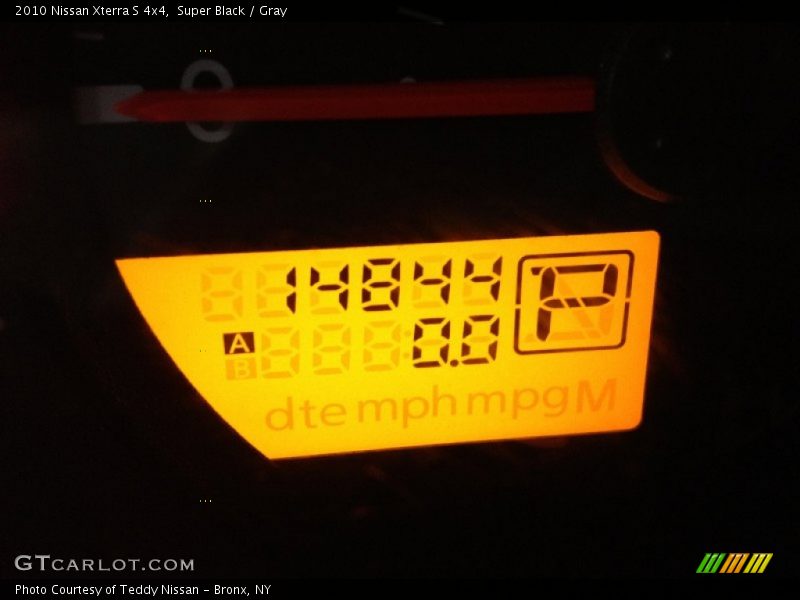 Super Black / Gray 2010 Nissan Xterra S 4x4