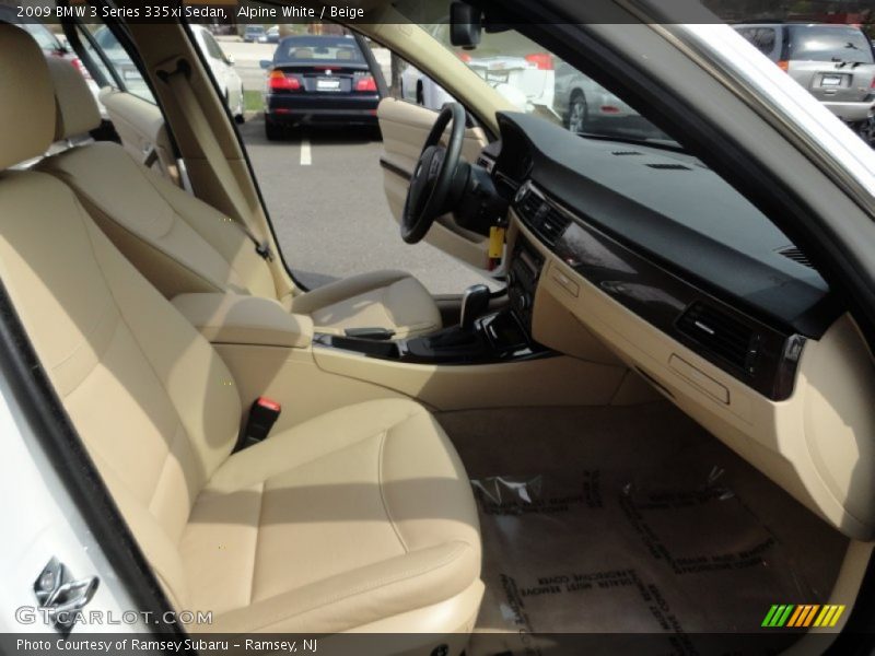 Alpine White / Beige 2009 BMW 3 Series 335xi Sedan