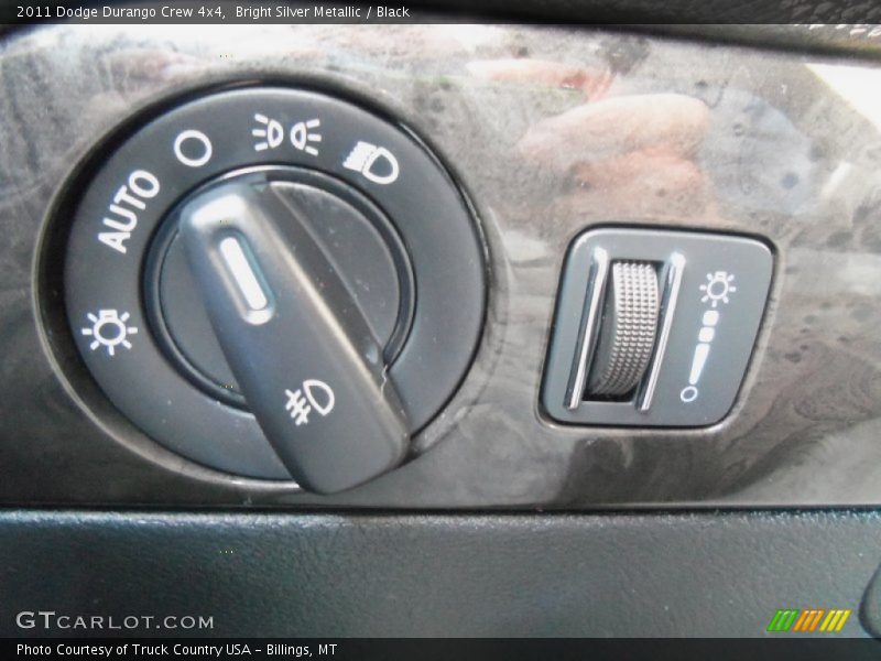 Bright Silver Metallic / Black 2011 Dodge Durango Crew 4x4