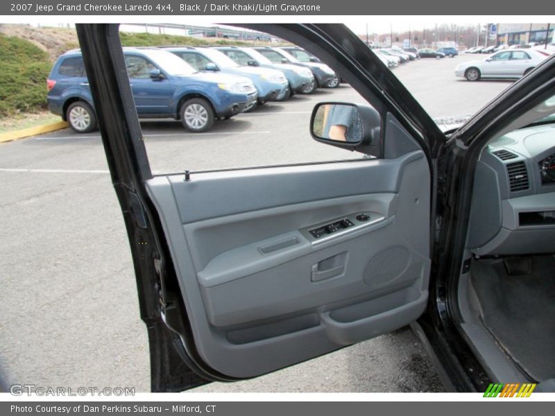 Black / Dark Khaki/Light Graystone 2007 Jeep Grand Cherokee Laredo 4x4