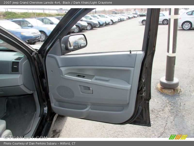 Black / Dark Khaki/Light Graystone 2007 Jeep Grand Cherokee Laredo 4x4