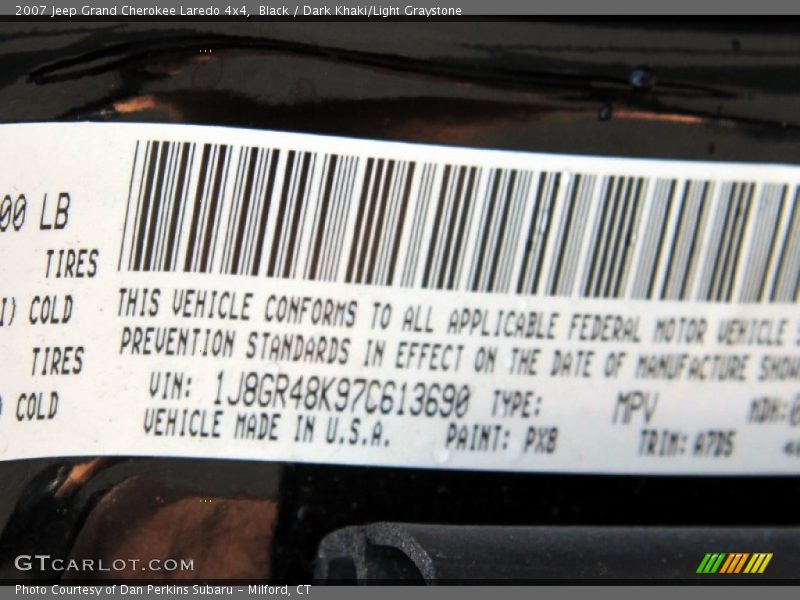 Black / Dark Khaki/Light Graystone 2007 Jeep Grand Cherokee Laredo 4x4