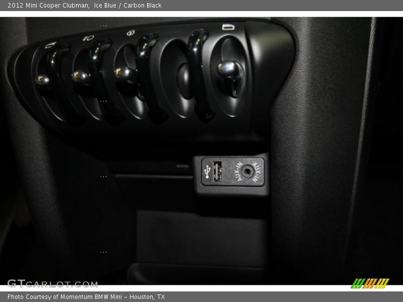 Ice Blue / Carbon Black 2012 Mini Cooper Clubman