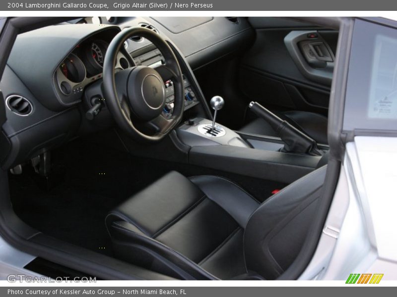  2004 Gallardo Coupe Nero Perseus Interior