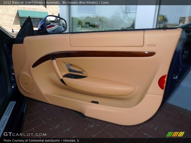 Door Panel of 2012 GranTurismo S Automatic