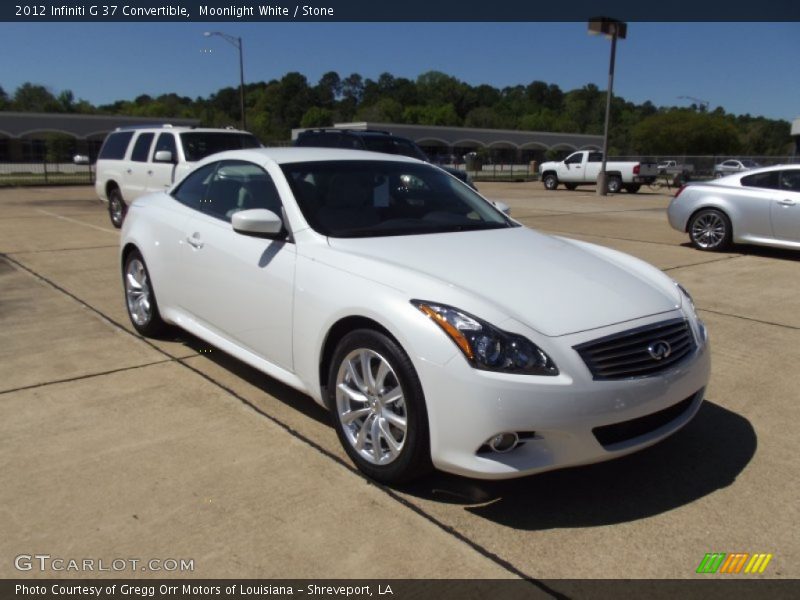 Front 3/4 View of 2012 G 37 Convertible