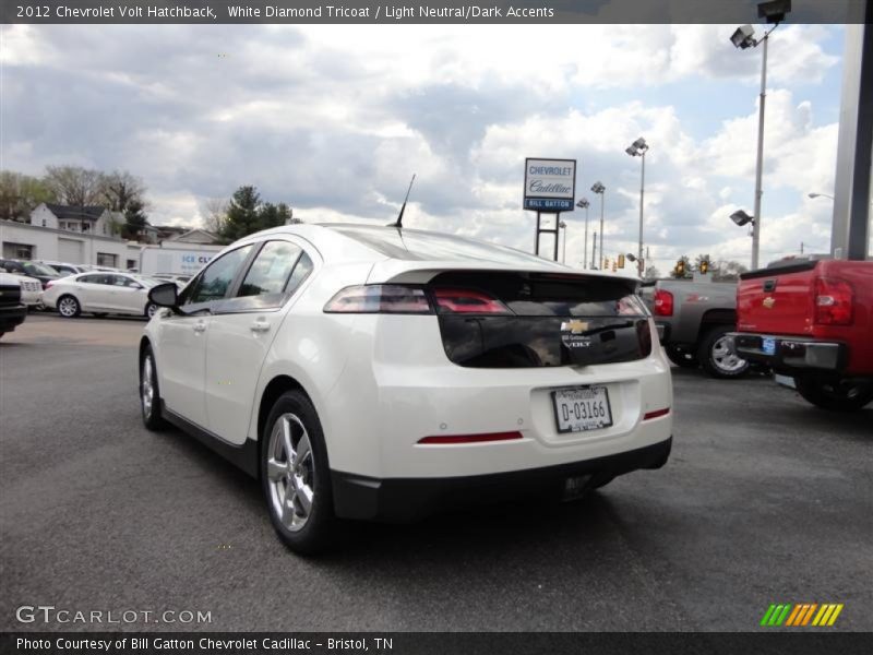 White Diamond Tricoat / Light Neutral/Dark Accents 2012 Chevrolet Volt Hatchback