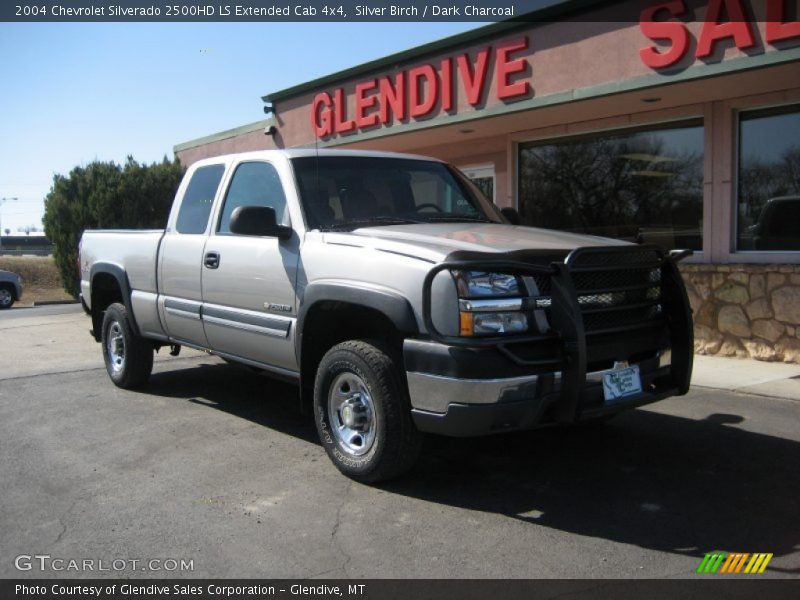 Silver Birch / Dark Charcoal 2004 Chevrolet Silverado 2500HD LS Extended Cab 4x4