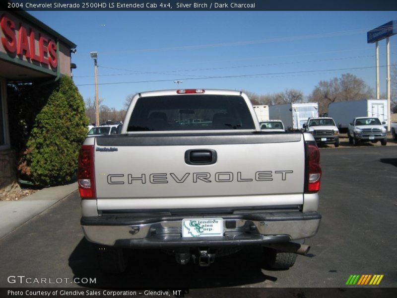 Silver Birch / Dark Charcoal 2004 Chevrolet Silverado 2500HD LS Extended Cab 4x4