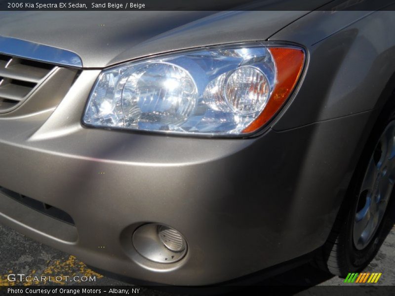 Sand Beige / Beige 2006 Kia Spectra EX Sedan