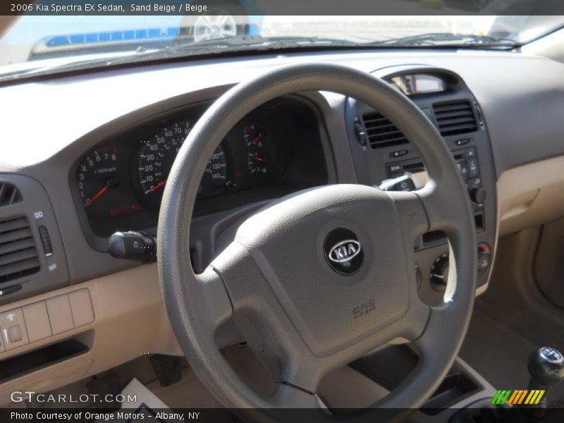 Sand Beige / Beige 2006 Kia Spectra EX Sedan