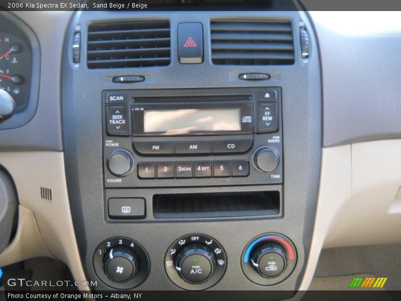 Sand Beige / Beige 2006 Kia Spectra EX Sedan