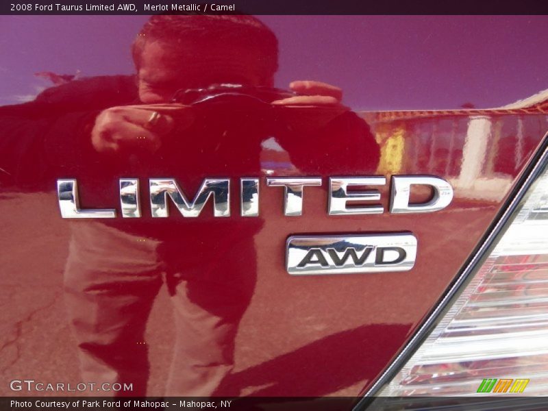Merlot Metallic / Camel 2008 Ford Taurus Limited AWD