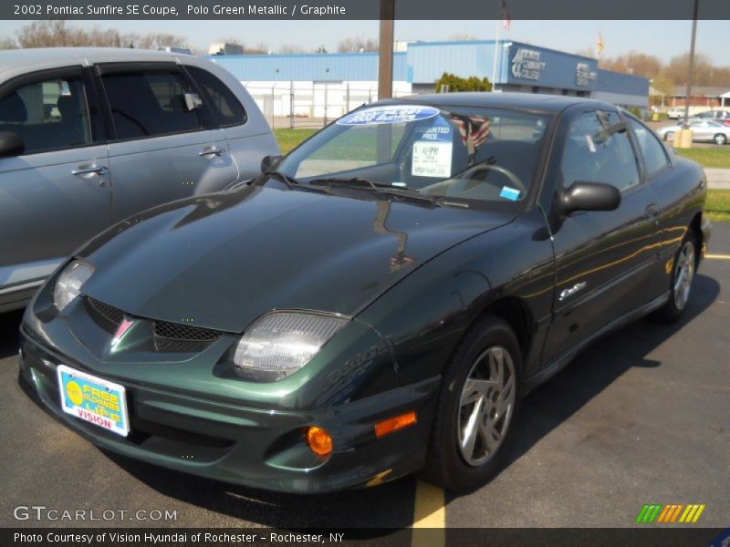 Polo Green Metallic / Graphite 2002 Pontiac Sunfire SE Coupe