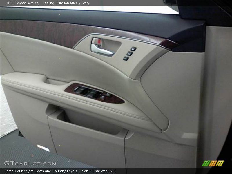 Sizzling Crimson Mica / Ivory 2012 Toyota Avalon