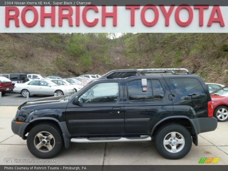 Super Black / Charcoal 2004 Nissan Xterra XE 4x4