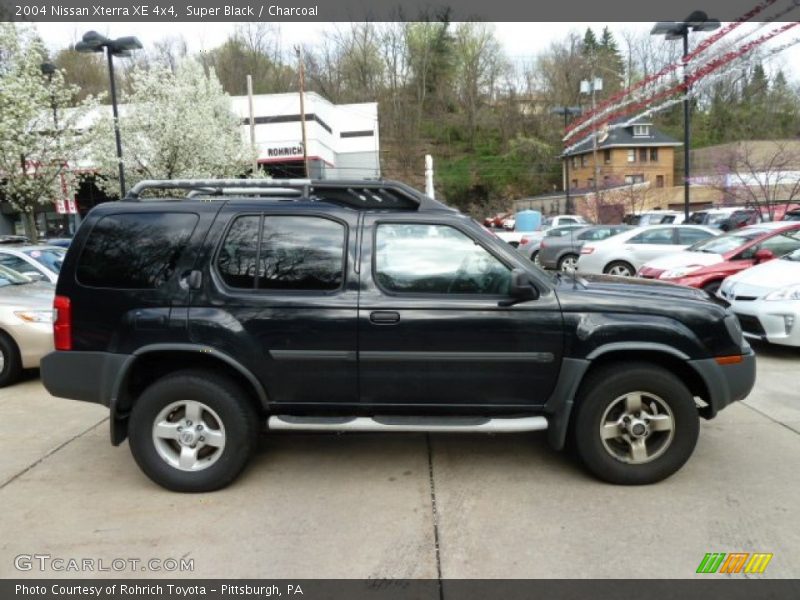 Super Black / Charcoal 2004 Nissan Xterra XE 4x4