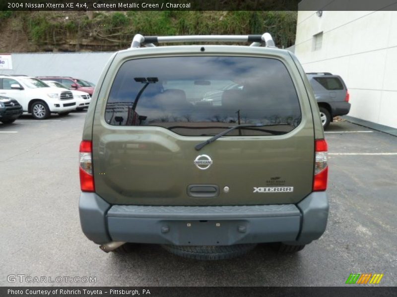 Canteen Metallic Green / Charcoal 2004 Nissan Xterra XE 4x4