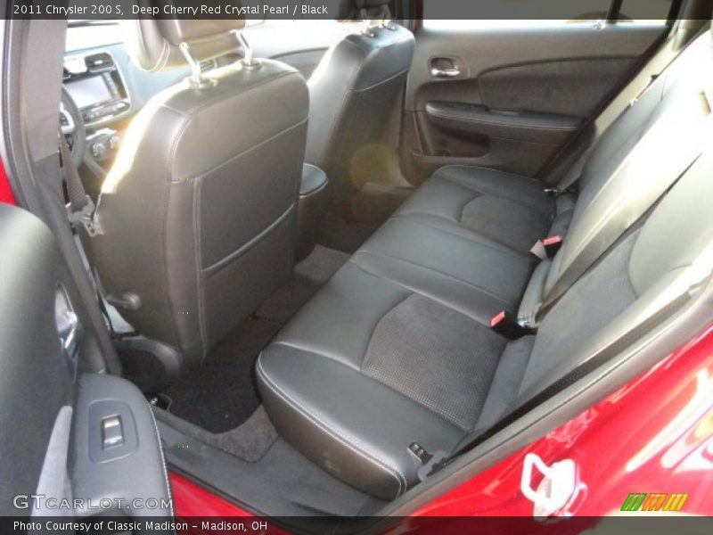 Deep Cherry Red Crystal Pearl / Black 2011 Chrysler 200 S