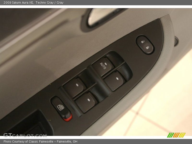 Techno Gray / Gray 2009 Saturn Aura XE