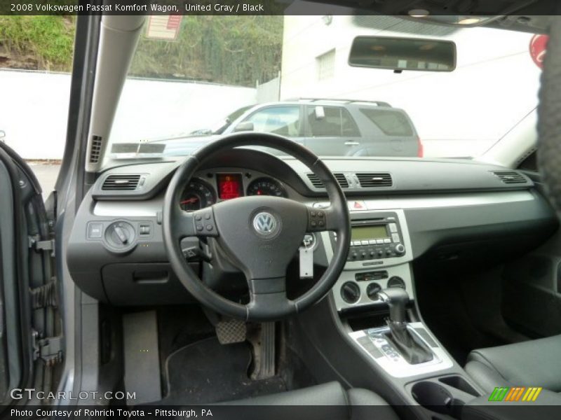 United Gray / Black 2008 Volkswagen Passat Komfort Wagon
